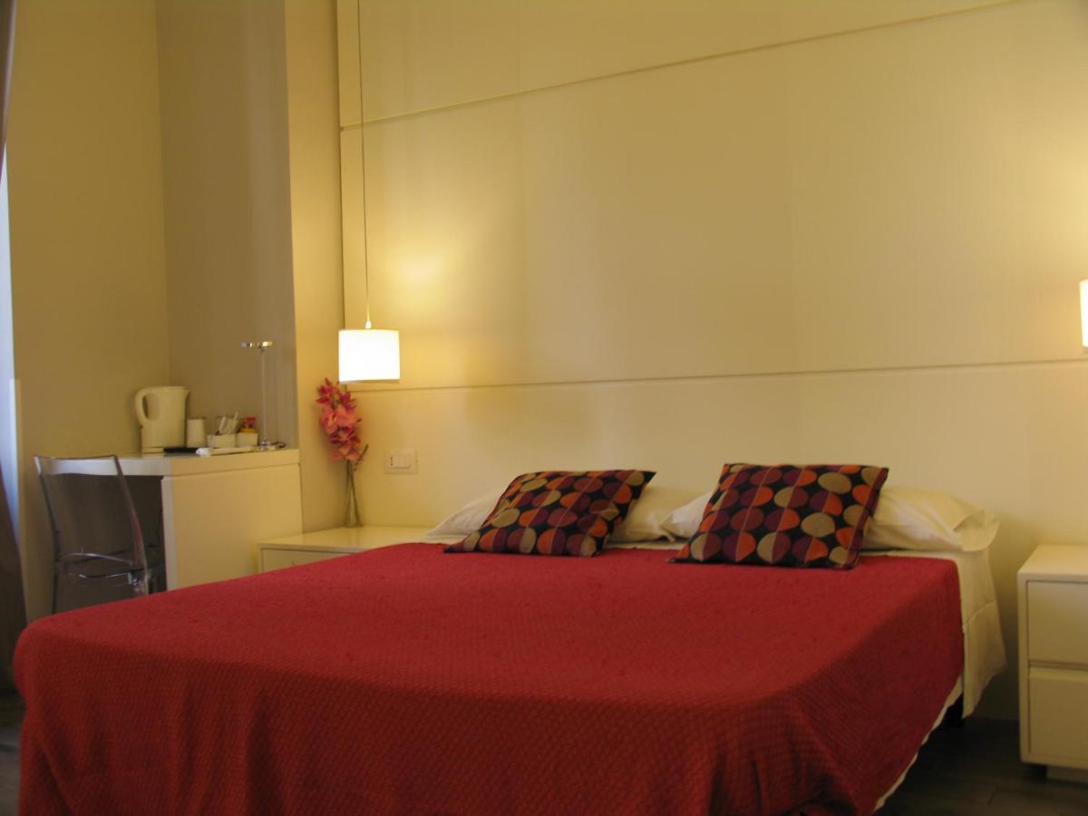 Guest House Piazza Bologna Rome Bagian luar foto