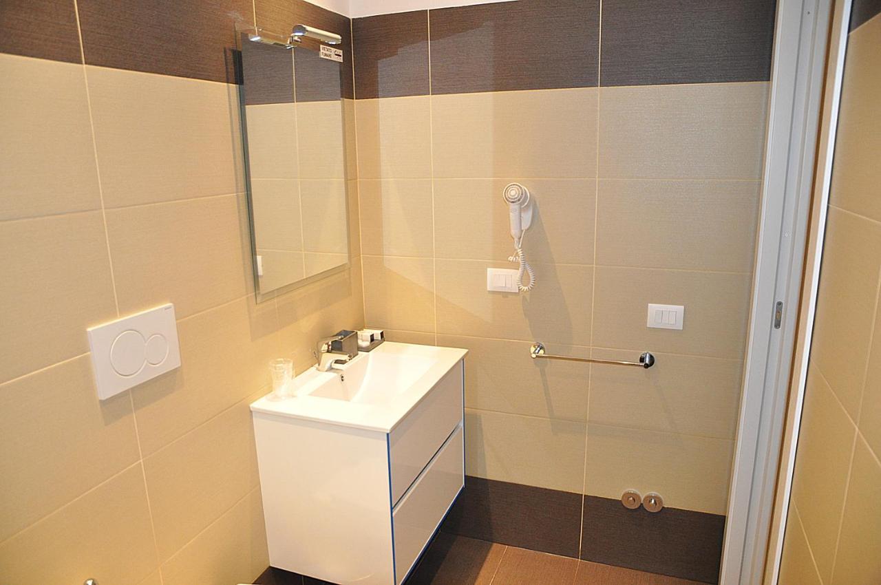 Guest House Piazza Bologna Rome Bagian luar foto